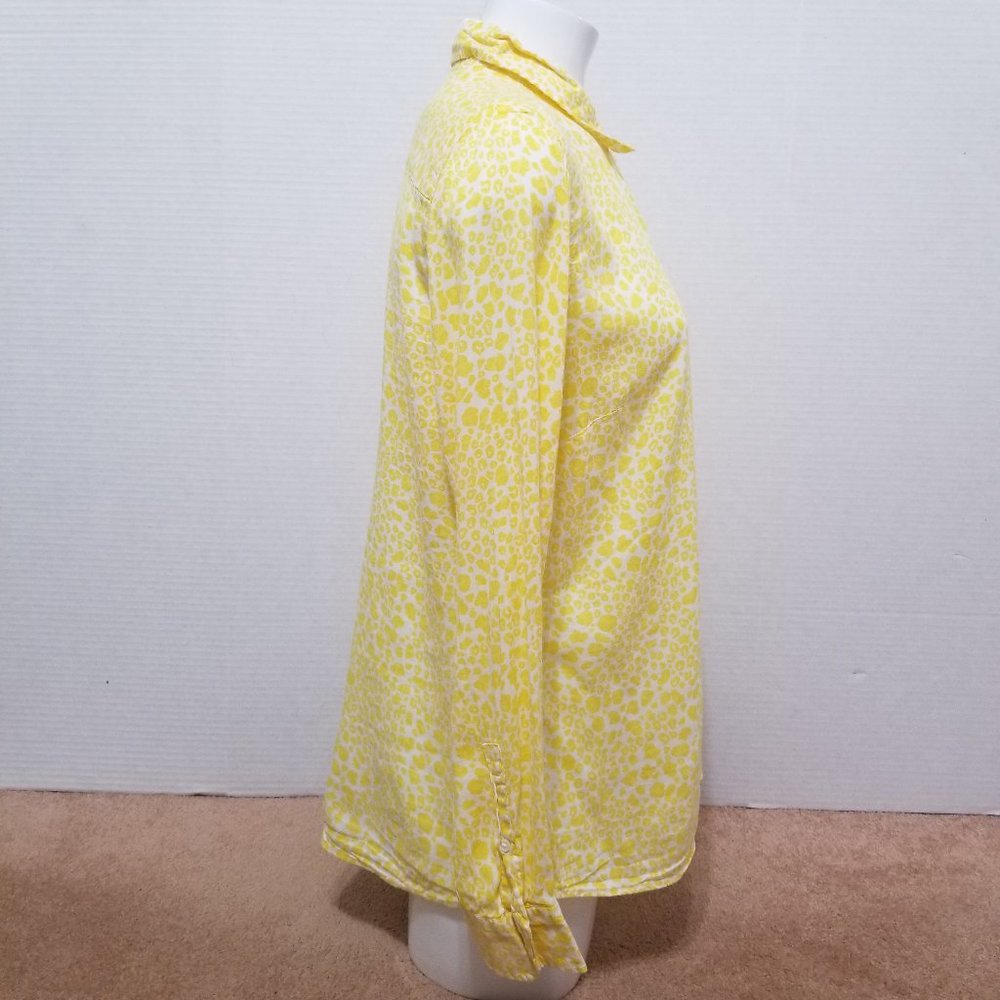 Gap Top Medium Button Up Down Giraffe Leopard Che… - image 4